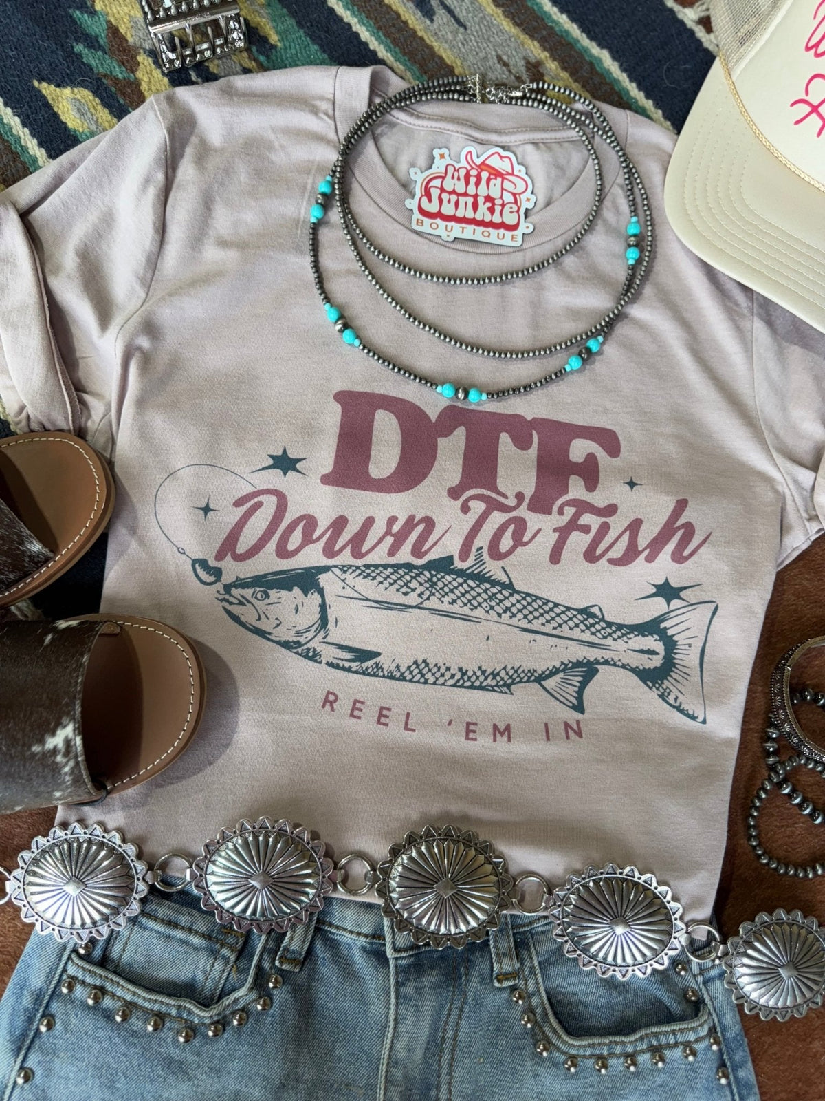 Down To Fish Graphic TeePink GravelS