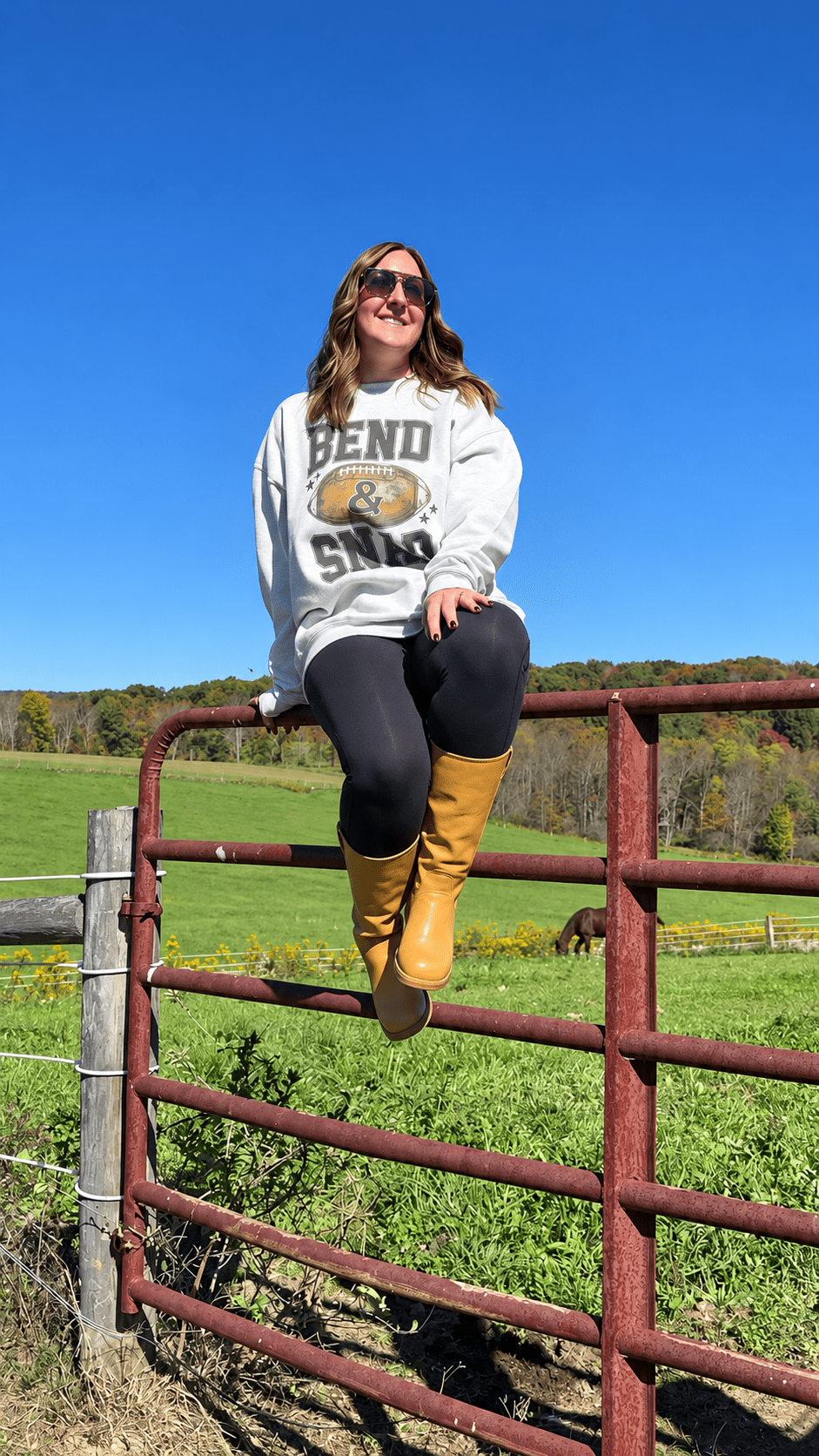 Bend & Snap Football Graphic SweatshirtOatmealS