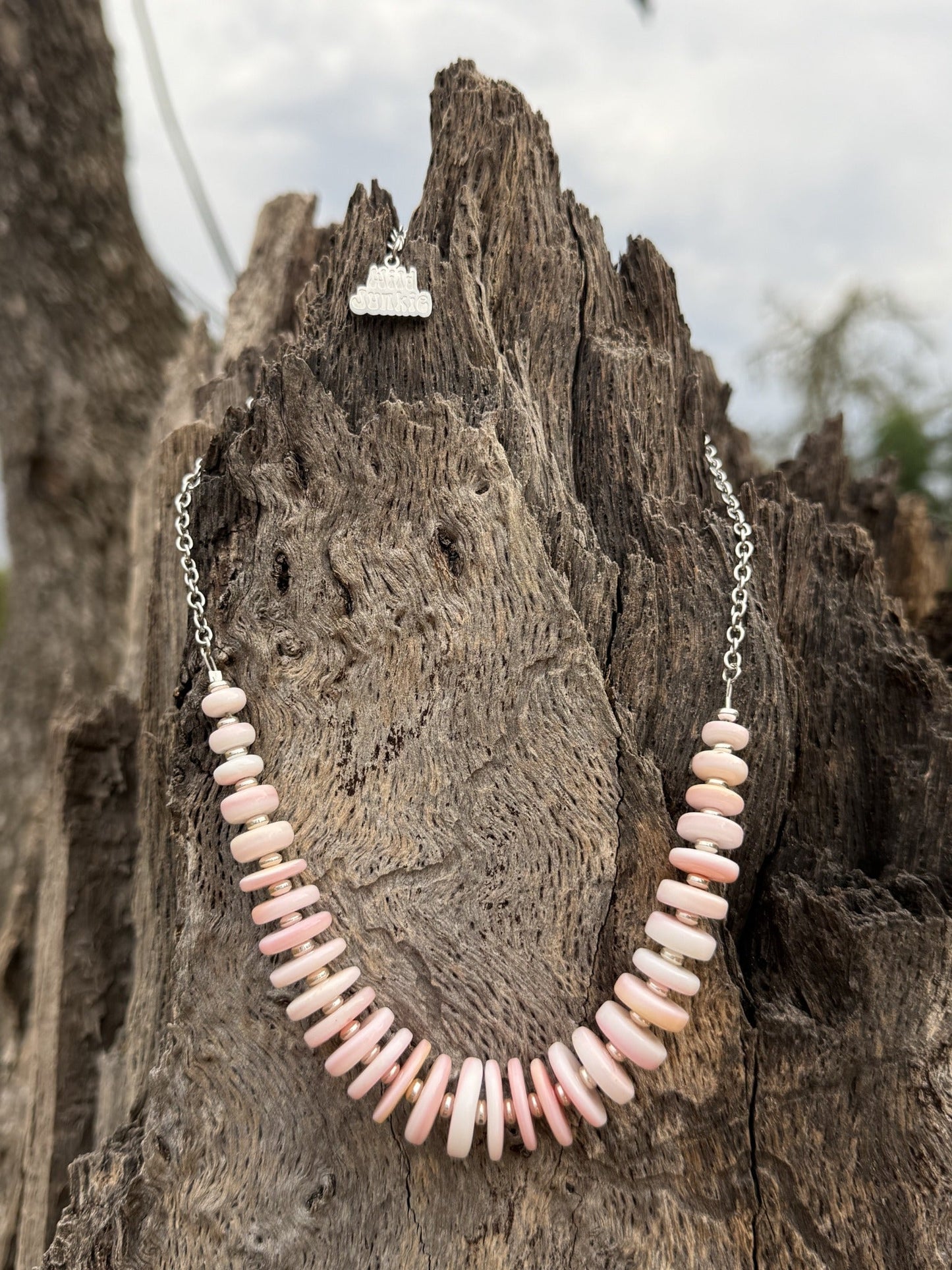 Graduated Pink Conch Chain Necklace