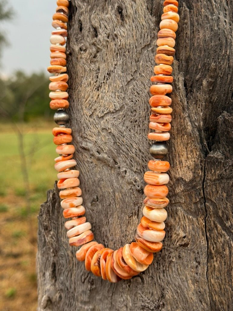 Graduated Spiny Oyster Silver Beaded Necklace