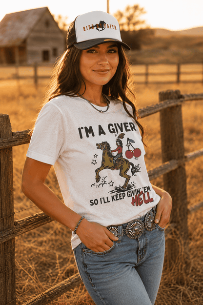 I'm a Giver Keep Givin' 'Em Hell Graphic TeeWhite SmokeS