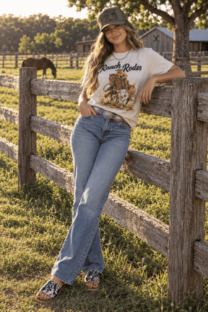 Ranch Rodeo Cowboy Roping Graphic Tee in Cement