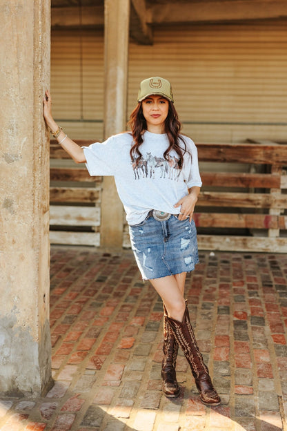 Saddled Horses Graphic TeeHeather OatmealS