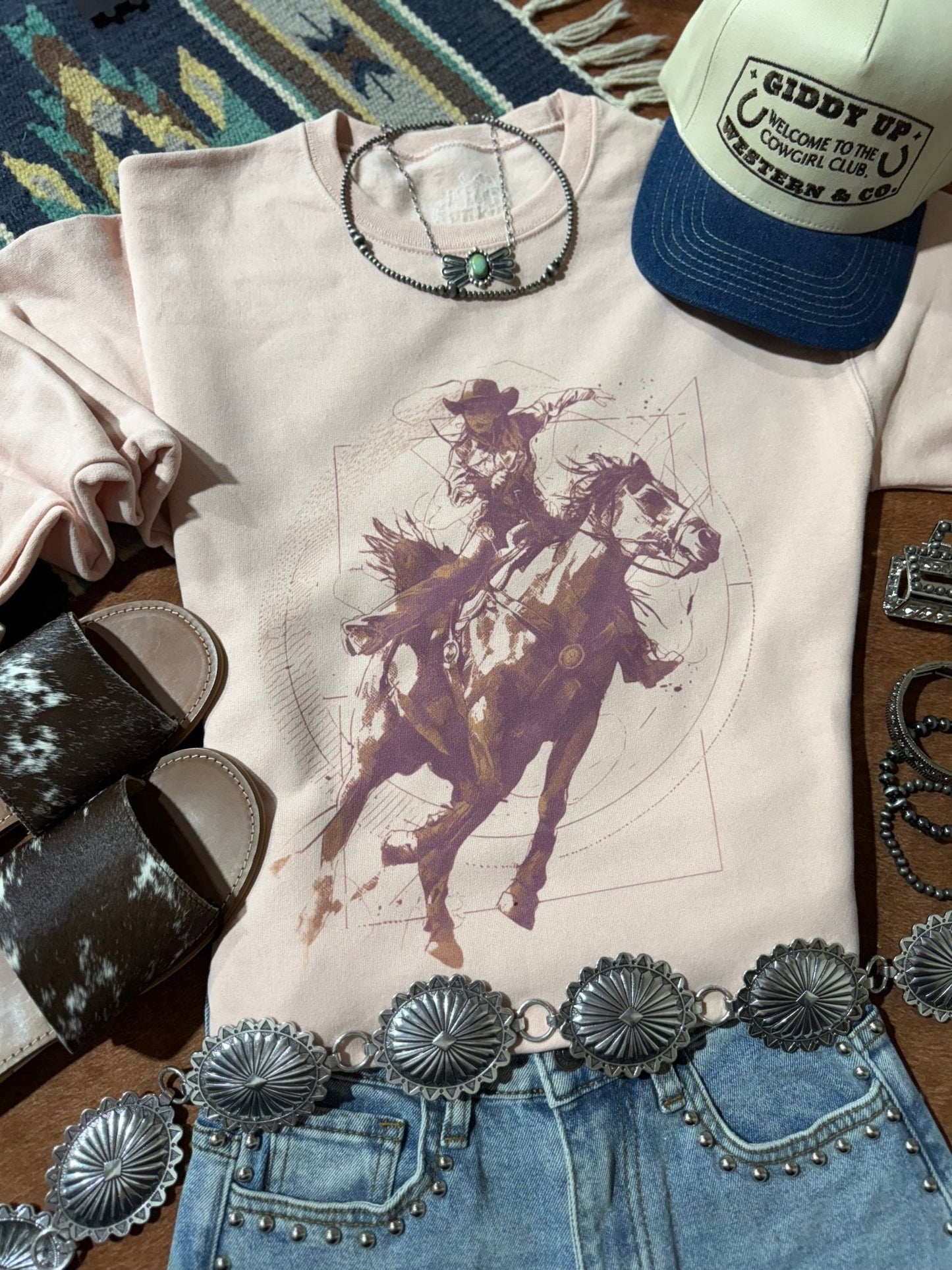 Wild West Cowgirl Graphic SweatshirtBlushS